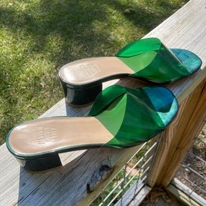 Maryam Nassir Zadeh, Agatha Slide